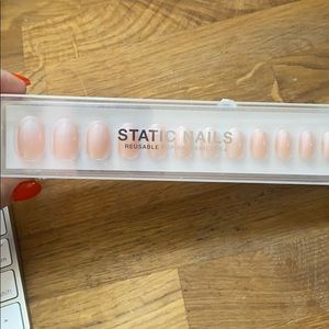 Unopened Static Nails